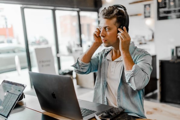 By using a cloud based phone system, you can help your business maximize its return on investment